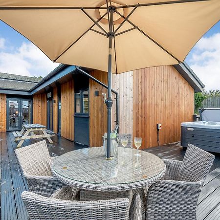 Appletree Lodge Minishant ภายนอก รูปภาพ