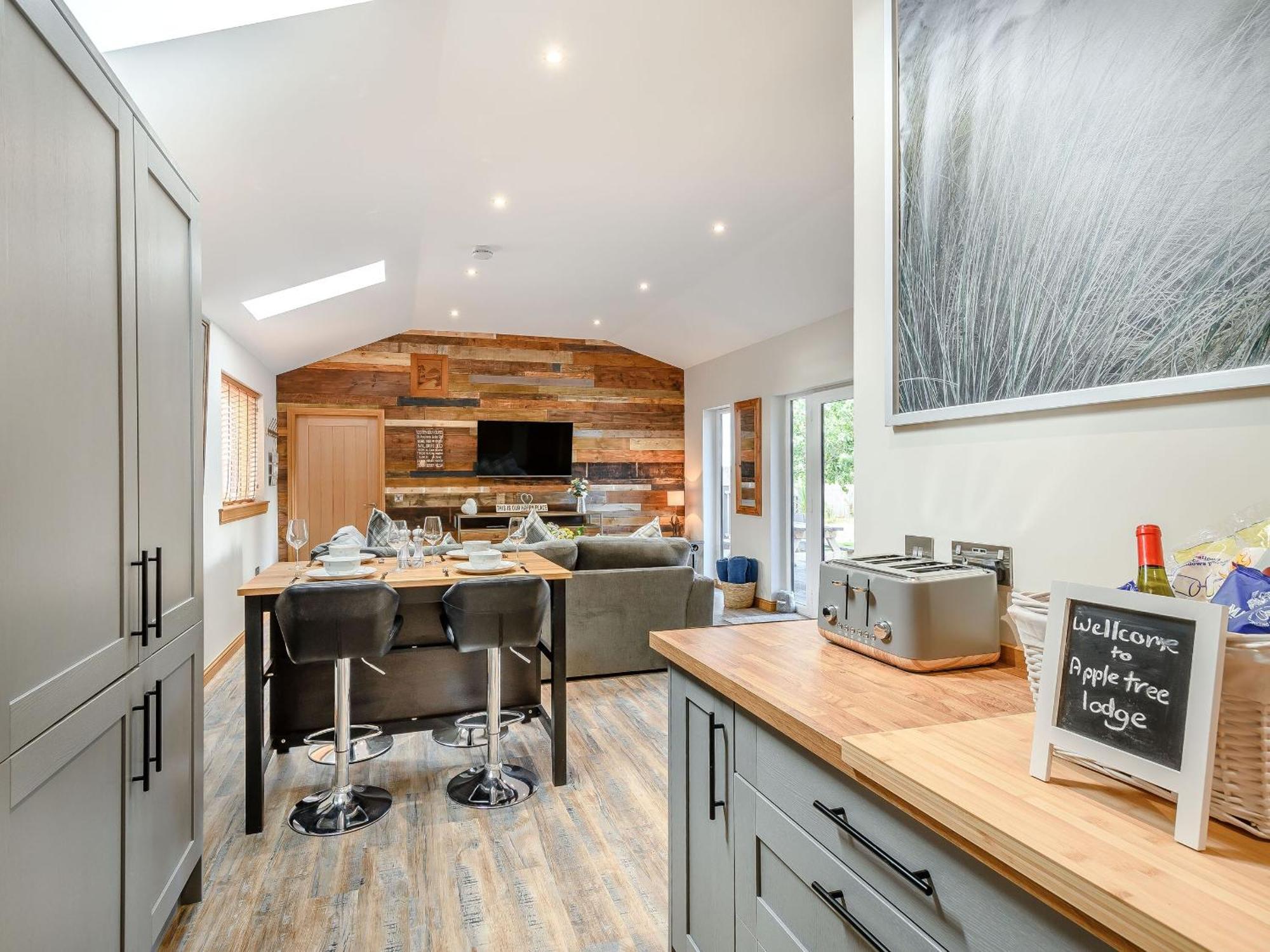 Appletree Lodge Minishant ภายนอก รูปภาพ